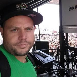 Meet your Posher, Tommy